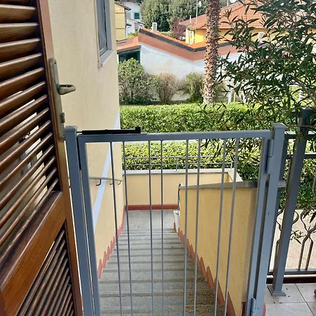 Holiday home Stylish Beachside Escape In Marina di Pietrasanta