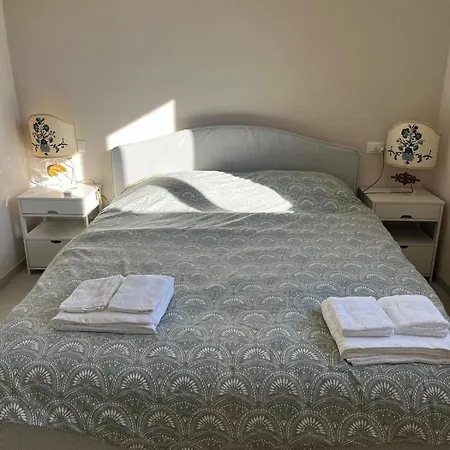 Prázdninový dům Stylish Beachside Escape In *